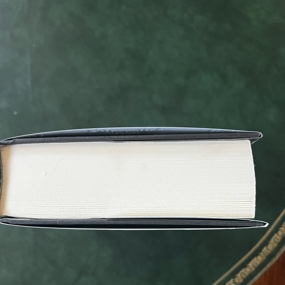 3/$24 Chain of Gold by Cassandra Clare Hardcover NWT - Picture 5 of 6